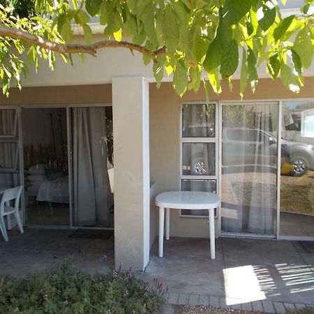Due South Guest House Langebaan Exterior foto