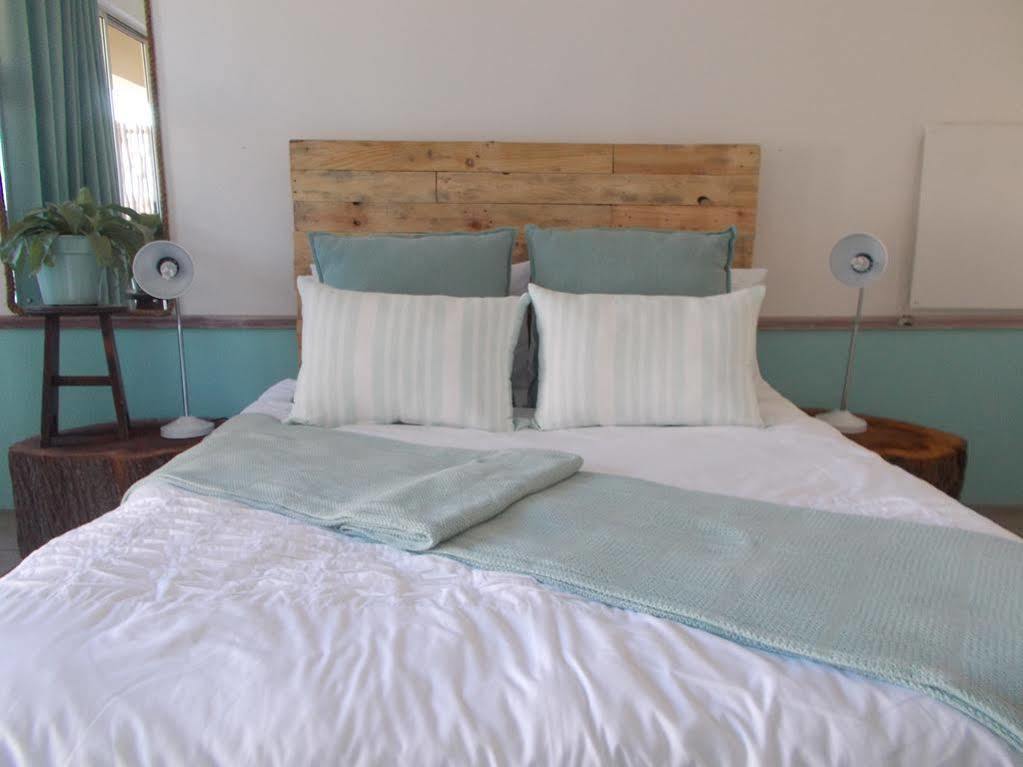 Due South Guest House Langebaan Exterior foto